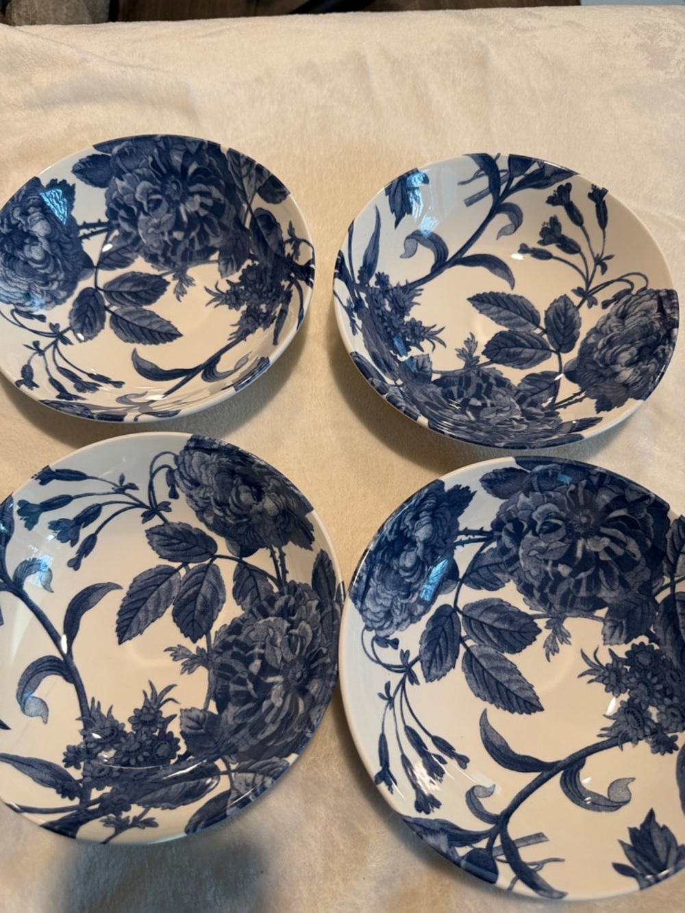 Blue Floral  Dinner Bowls - Elegant Set of 4 - Picture 2 of 8